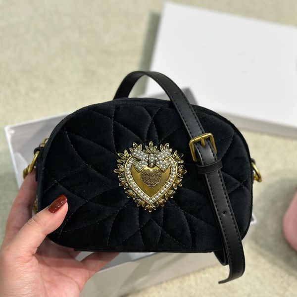 

quilted corduroy camera bag chain crossbody bags evening handbag jewelry heart zipper clutch wallet inside pocket adjustable shoulder strap