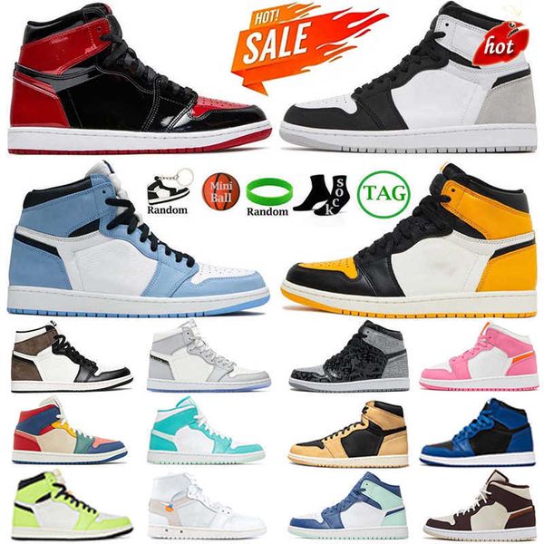 

2023 og basketball shoes sports sneakers trainers university blue hyper royal patent panda dark mocha bred 1s shadow unc smoke grey chicago, Black