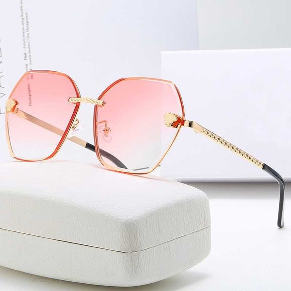 

classic retro mens sunglasses fashion designer glasses woman luxury brand design eyeglass simple business style uv400 with case good, White;black