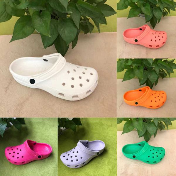 

2023 sandals designer slippers mens and womens breathable flat bottomed casual shoes, Black