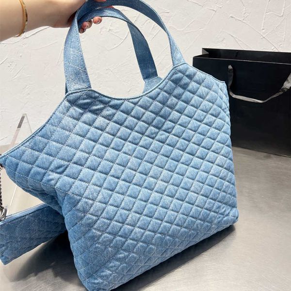 

2023 luxury women party bags delicately handbags for ladies