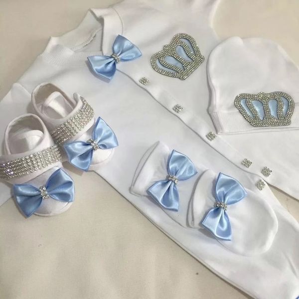 

clothing sets dollbling born set baby s crown 0 3 months hat bodysuits gloves shoes 4 parts boy girl jumpsuit 230106, White
