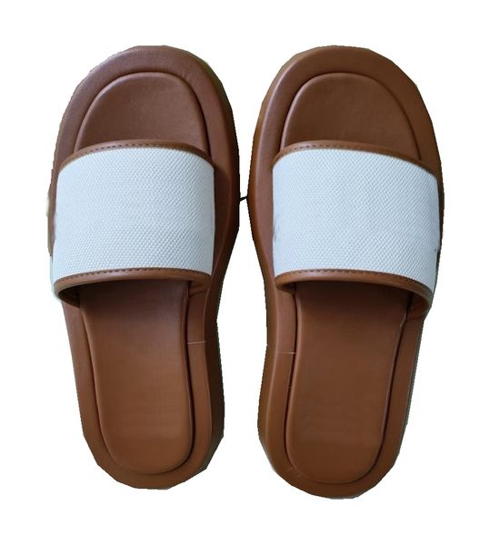 

designer women plaid pattern slippers woman embossed brown elegant leather sliders white platform brown sandal thick bottom couple models wi, Black