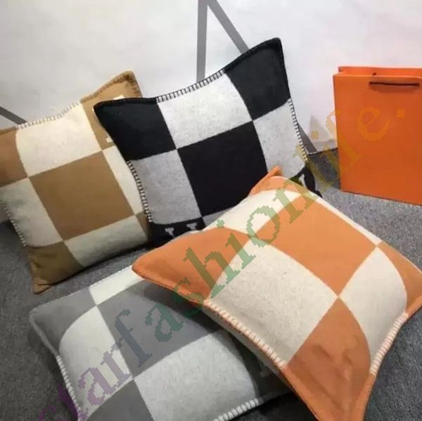 

h luxury designer cushion decorative pillow with inner brand fashion caremesh pillows cushions covers home sofa decor car pillows 45x45cm