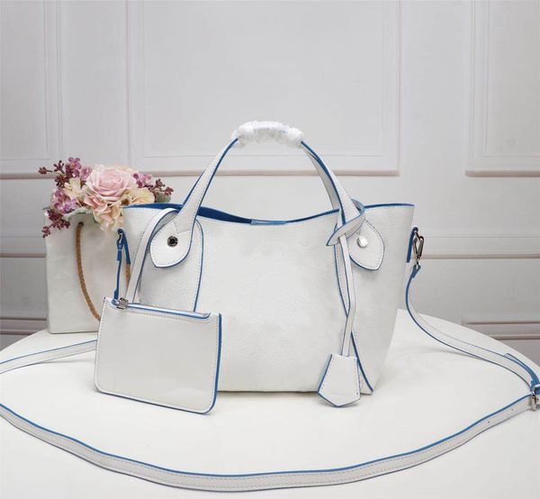 

luxurys designers bags versatility vintage classic functional bag letter flower pattern womens crossbody double zip leather shoulder strap d