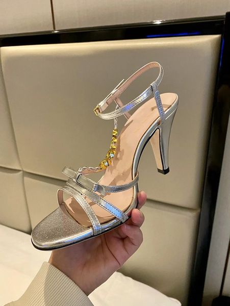 

slippers g2022 autumn and winter new letter metal decorated sandals size 35-41 with box, Black