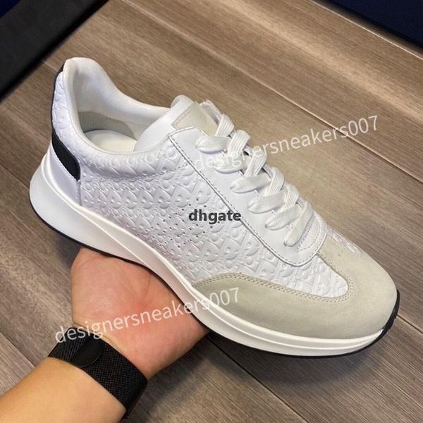 

shoes the new fashion platform men women running shoe skateboard utility mens trainers sports sneakers scarpe valentinoes valentinoity zcr, Black