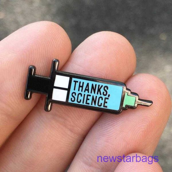 

factory outlet wholesale brooches new nurse's day epidemic prevention i love your oil dripping mask broach suit online store, Gray