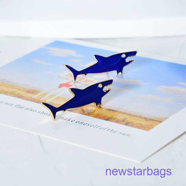 

factory outlet wholesale brooches shark baby brooch badge male and female cartoon ins bag pendant cute personality creative pin accessories, Gray
