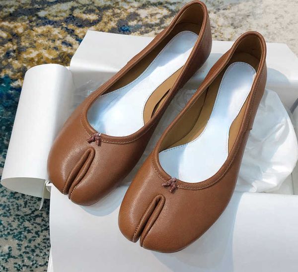 

dress shoes women's ballet sheepskin round head shallow flat heel pig shoes slip on pregnant women's shoes, Black