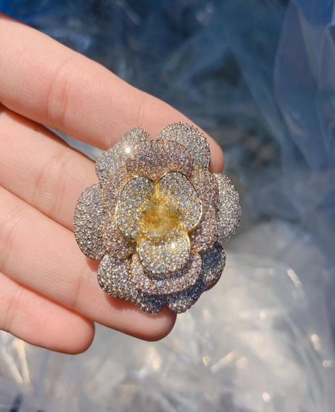 

classic camellia brooch fashion brooches for women lady women party wedding lovers gift with flannel bag8316421, Gray