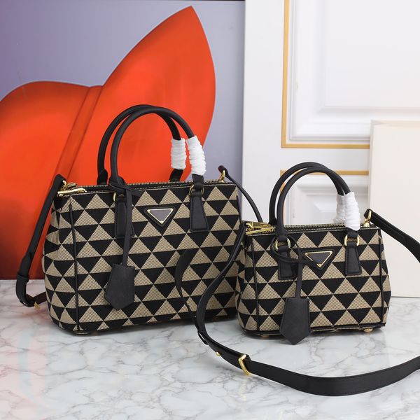 

designer women mens with lock bucket bag handbags tote purses drum cylinder bag