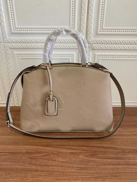 

latest shoulder bag luxury designers monograms handbags fashions classics messenger handbag fashion luxurys brands crossbody bags