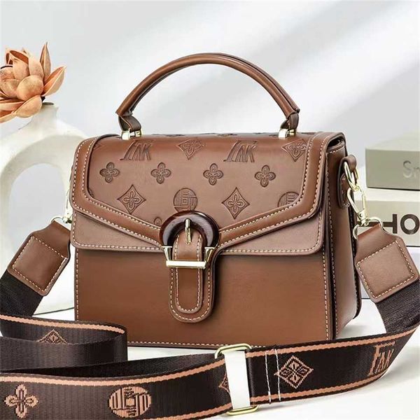

new in spring and summer 2023 fashion women's bag casual large capacity one shoulder handbag 75% off online sales