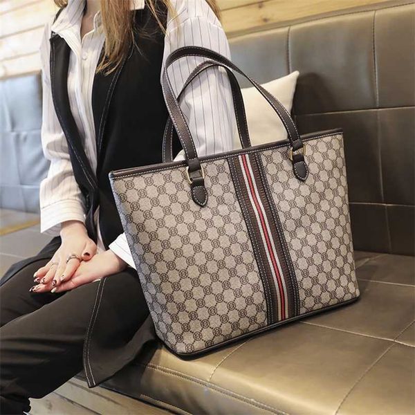 

2023 new women's fashion versatile one shoulder handbag large capacity tote bags 50% off wholesale store