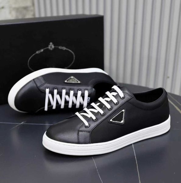 

2022 new fashion summer layer casual shoes cowhide low-triangle label fashion glossy leather sneakers walking outdoor trainers quality, Black