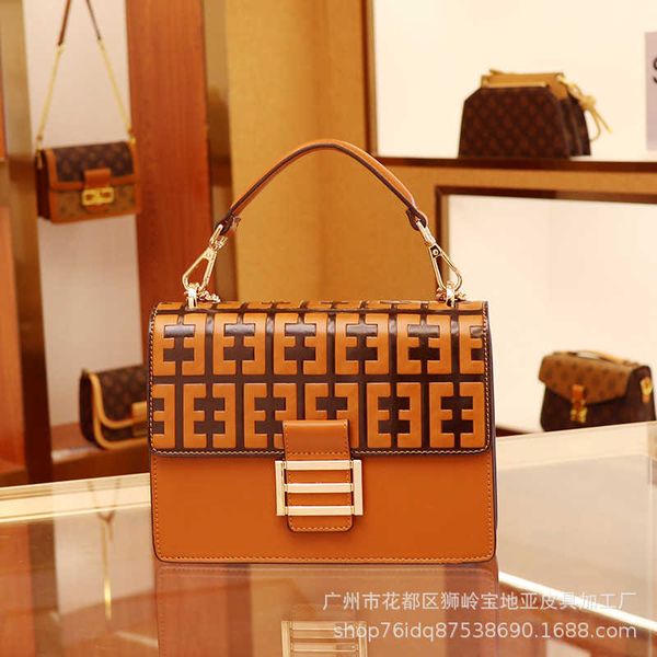

handbag wholesale and retail online new trend versatile luxury chain small square bag portable one shoulder msenger