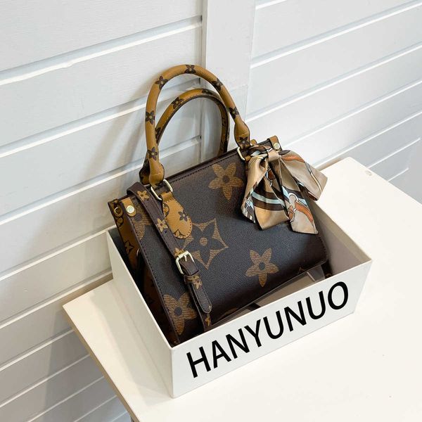 

handbag wholesale and retail online printed fashion women's 2023 new one shoulder msenger bag large capacity tote