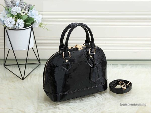 

luxurys designer shell bag women genuine leather handbag embossed flower shoulder bags with lock designers handbags crossbody