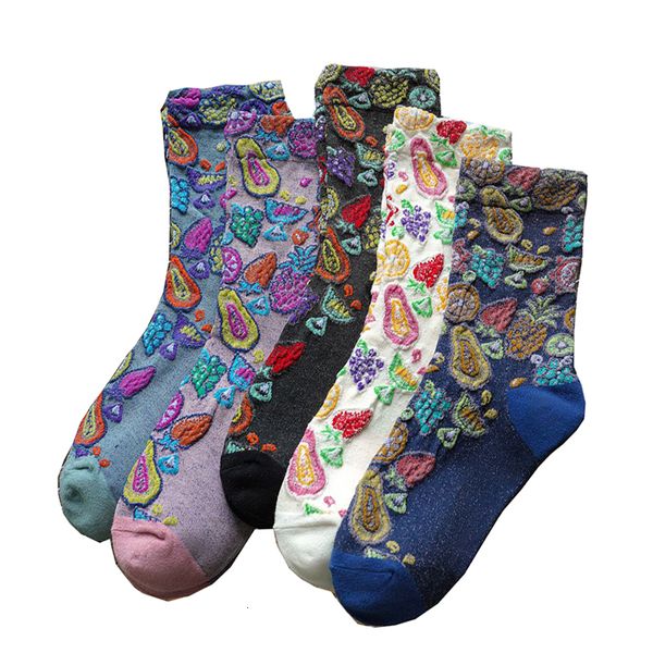 

socks hosiery 3 pairs korean style women ethnic print pattern autumn winter cotton middle tube breathable designer sokken vrouwen 230107, Black;white
