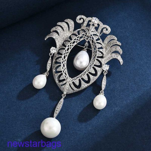 

manufacturer gift wholesale 2023 tassel pearl brooch micro-inserted with zircon palace crown suit corsage clothing pin accessories, Gray