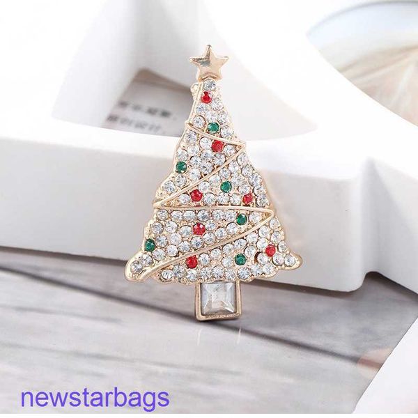 

manufacturer gift wholesale 2023 new christmas tree brooch with diamond tree, Gray