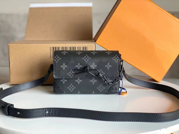 

luxury bag messenger bag designer handbag clamshell design leather purse magnetic locking buckle black crossbody bag 2023 winter