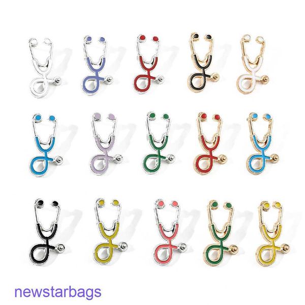 

manufacturer gift wholesale stethoscope brooch medical care series jewelry metal badge clothing backpack, Gray
