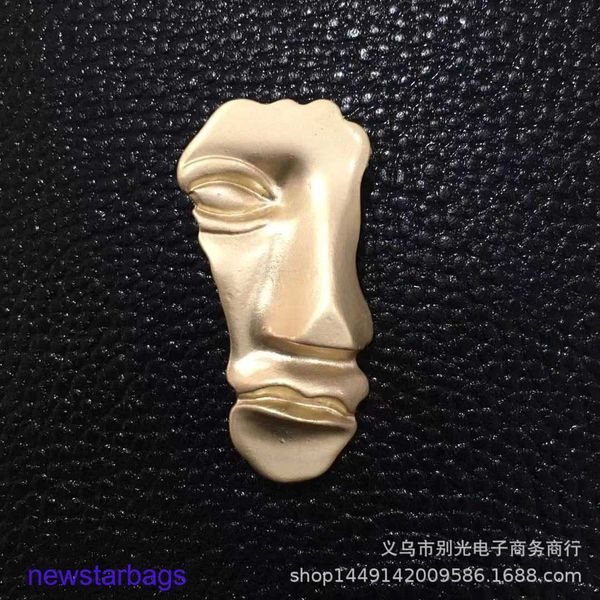 

manufacturer gift wholesale face net red brooch female cool fashion show accessories half mask large chest flower coat clothing, Gray