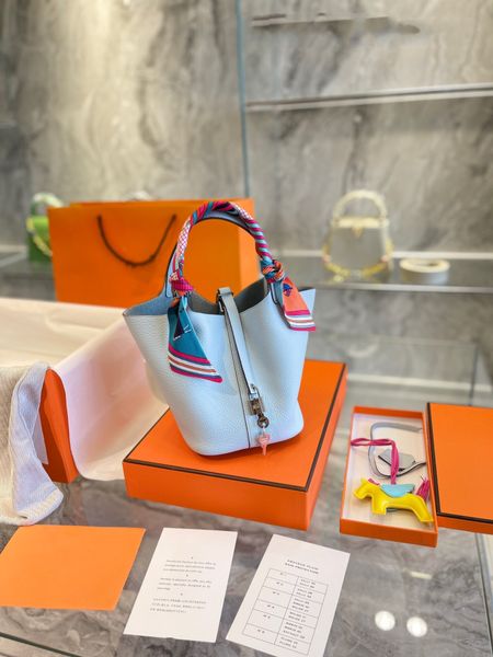 

fashion shopping bag bucket bag leather tote bag luxury handbag vegetable basket design large capacity purse designer bag winter