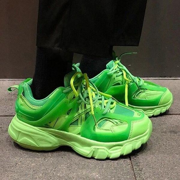 

with box designer balencaigaitys shoes luxury brand designer men women casual shoes track 3 3.0 triple white black sneakers tess.s. gom uvyr