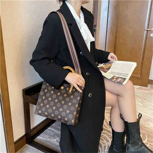 

designer bags 55% off sale large female korean version portable single messenger large capacity women's tote
