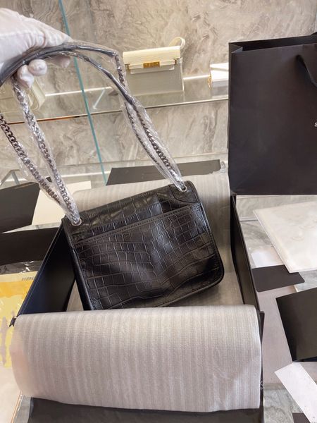 

designer luxury marmont shoulder tote bag crossbody women matelasse quilting small calfskin genuine leather chain blue cross body fashion ba