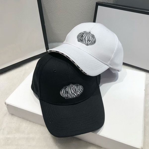

designers baseball cap luxurys hat solid colour ball caps letter embroidery design temperament hundred take sport style baseballcaps fashion, Blue;gray