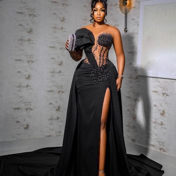 

2023 black mermaid evening dresses wear with detachable train crystal sequined prom gowns long sleeves sheer bateau neck side split overskir, Black;red