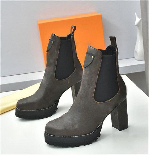 

2023 designer paris platform boots casual style street plain leather block heels woman trim zipper rubber sole desert martin winter sneakers, Black
