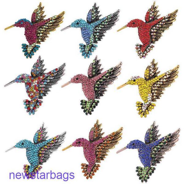 

manufacturer gift wholesale new diamond inlaid hummingbird brooch personalized animal brooch fashionable dress collar pin female, Gray