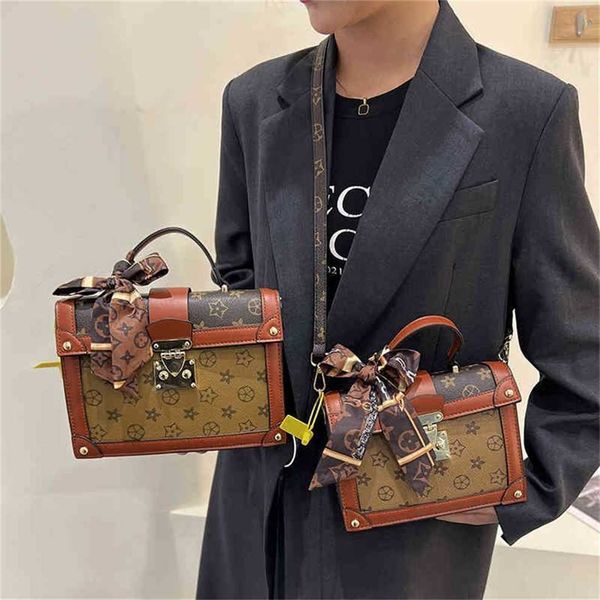 

designer bags 55% off sale 03nv high value and large capacity rivet messenger women's winter printed single french portable small squar