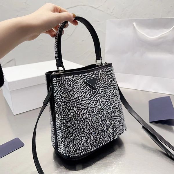 

mini crystal rhinestone bags designer bags glitteirng bead diamond handbags crossbody shoulder tote bag luxury handbag woman purse triangle
