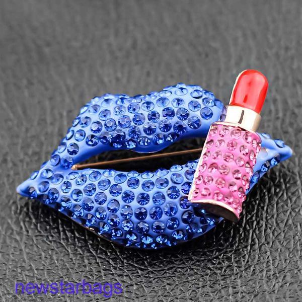 

manufacturer gift wholesale crystal diamond large mouth lipstick brooch lady red broches, Gray