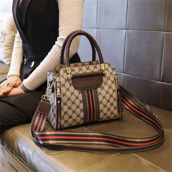 

70% off handbags outlet sale fashion version easy match summer wide webbing single messenger