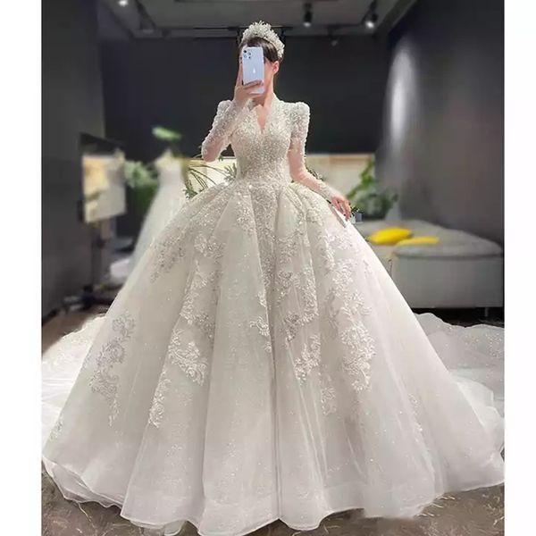 

ball gown princess bridal gowns v-neck beautiful lace wedding dress beading bridal gowns plus size dresses vestidos de novia, White