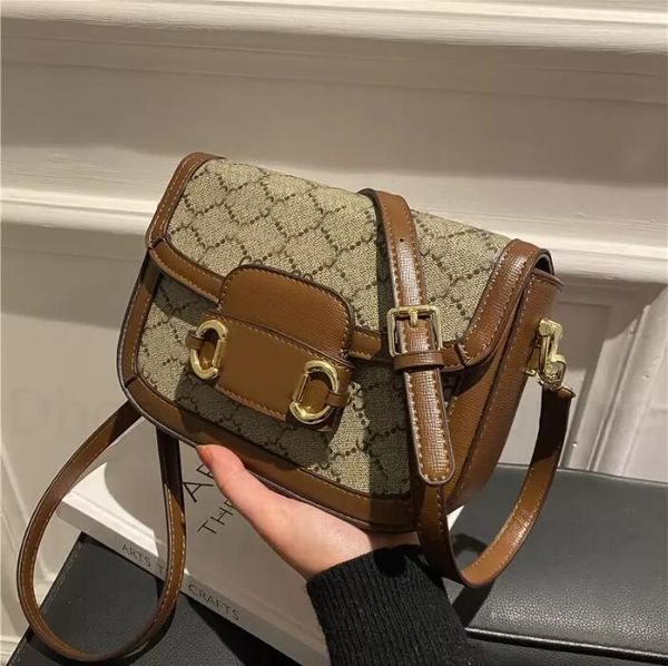 

pretty luxurys designers shoulder bags 21cm handbag messenger women totes fashion vintage handbags printed flower fashion crossbody clutch