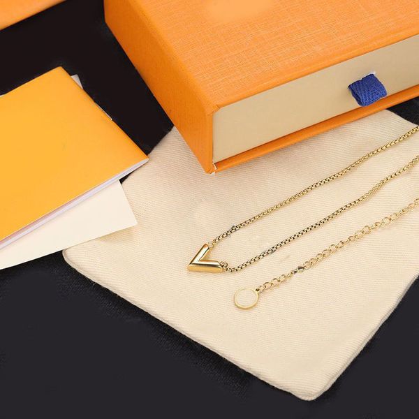 

fashion simple letter charms bracelet chain for man lady social gatherings gifts wedding jewelry love bracelets for boys esthetics designer, Golden;silver