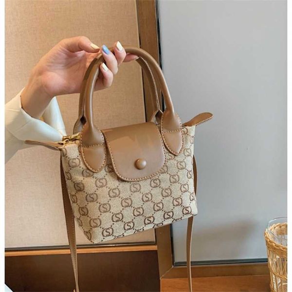 

50% off bags purses wholesale female autumn single messenger hand-held style fashion decor trend version personality versatile