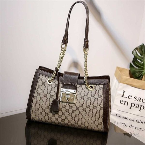 

70% off handbags outlet sale classic one fashion chain versatile messenger