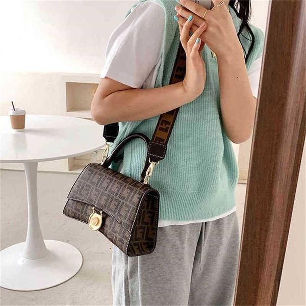 

designer bags 55% off sale luxury handbag spring beautiful women simple decoration hardware hook comfortable portable two strap designsmtqj
