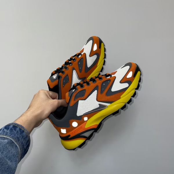

2023 designers men runner tatic shoes outdoor tranier sneakers breathable mesh stylish look classic black grey color design sneaker comforta