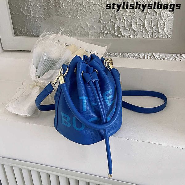 

shoulder bags luxury band designer bucket handbag and purse shoulder crossbody bag women 2022 new soft leather fashion messenger bag 011123h