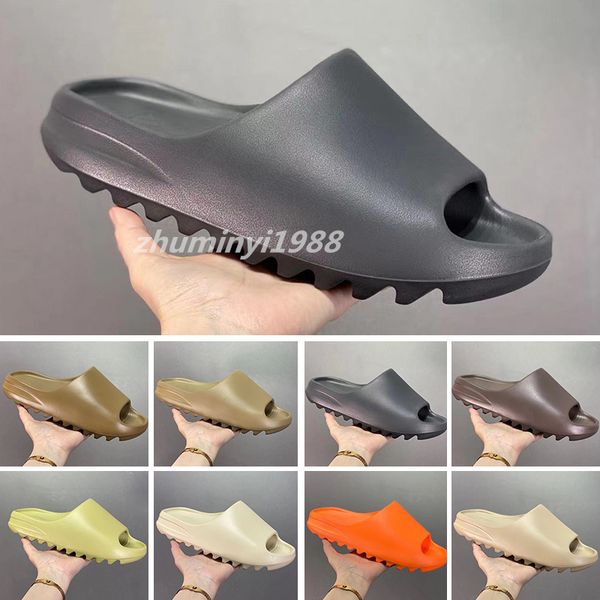 

2022 foam runner sandals shoes slippers triple black white resin desert sand men women fashion slides orange bones sneakers p4, White;red